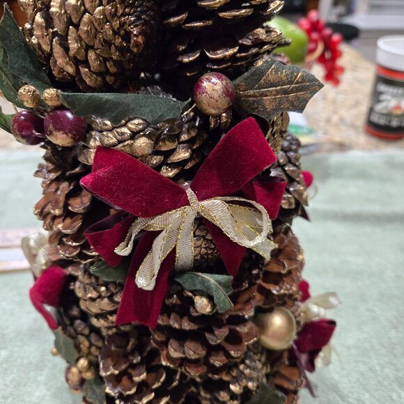 Pine Coned Tree - Picture 2 of 4